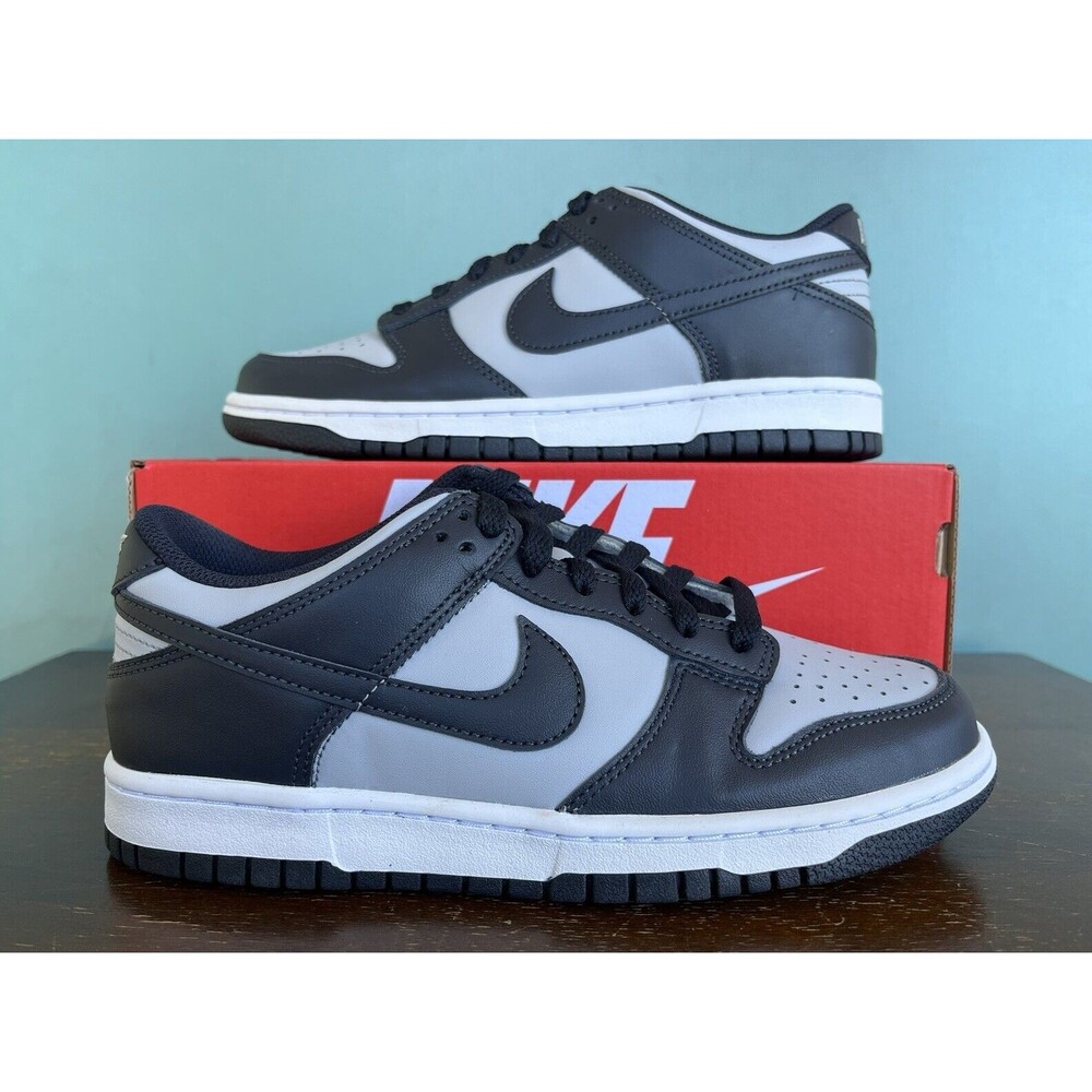 Nike Dunk Low GS “Georgetown” Size 7Y/Women's Size 8.5 CW1590-004
